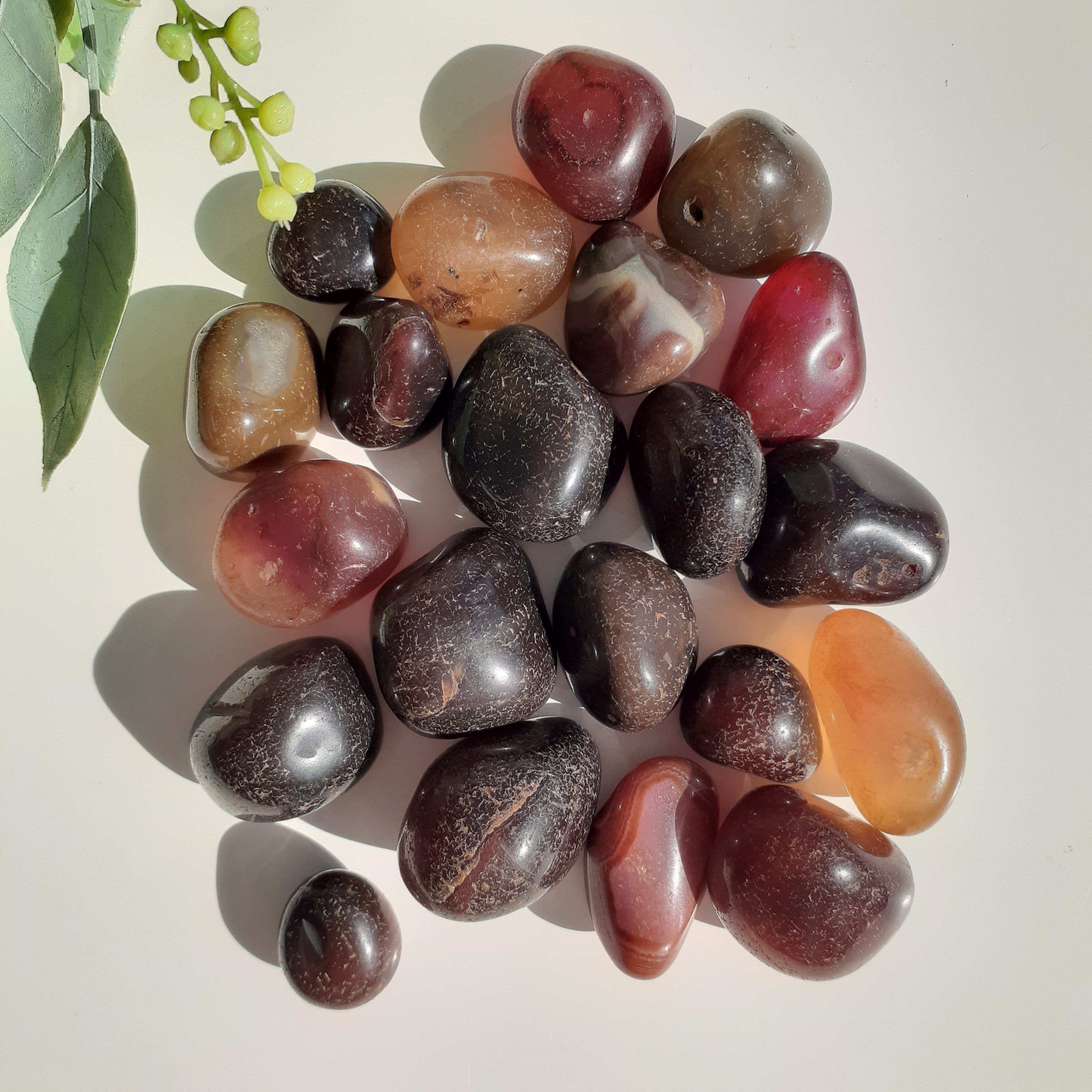 Dark Red Dyed Agate Tumbled - 250g Dark Red Dyed Agate Tumbled - 250g